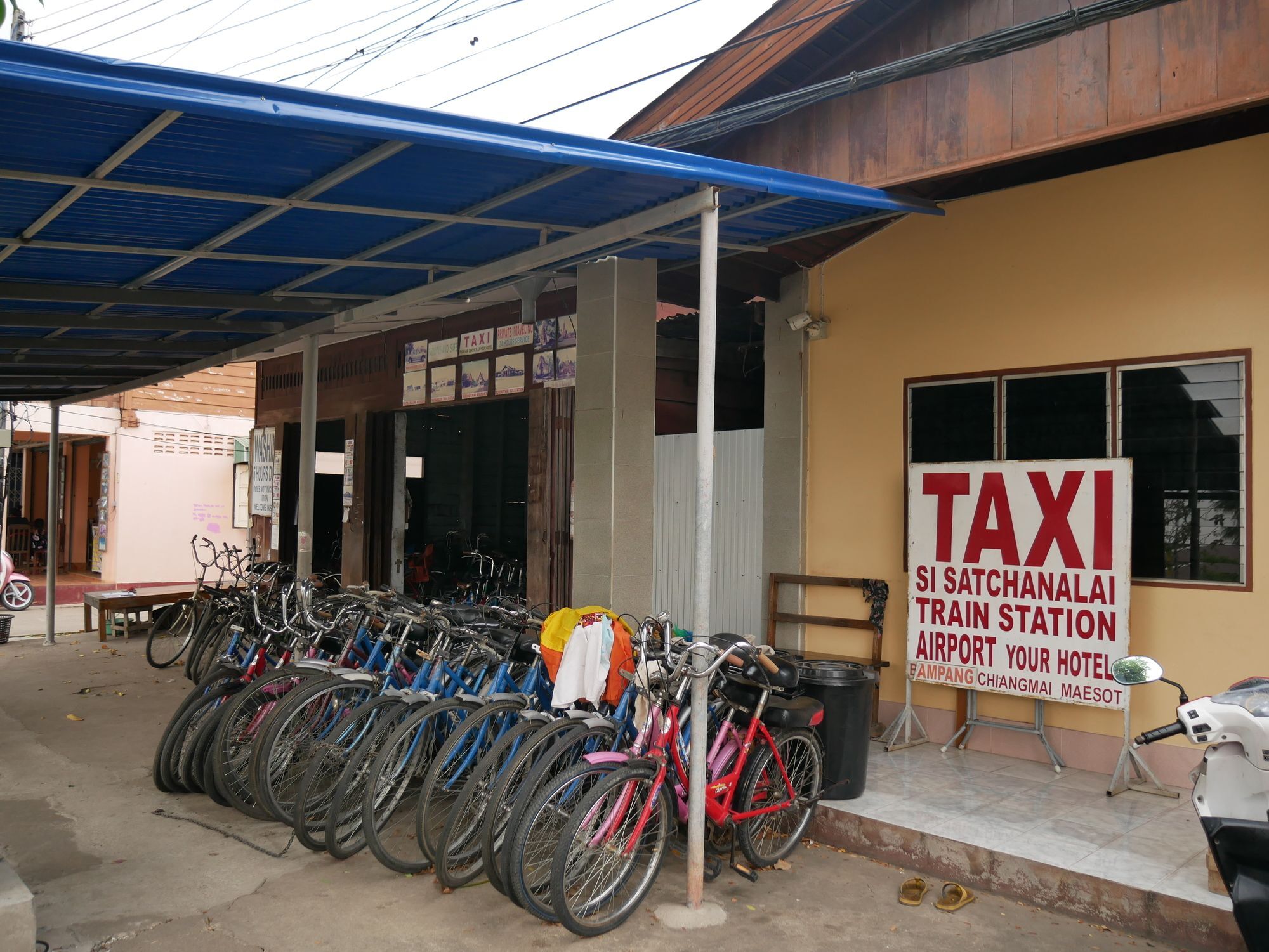 Vitoonguesthouse2Fanrooms & Aircondition Sukhothai Exterior foto